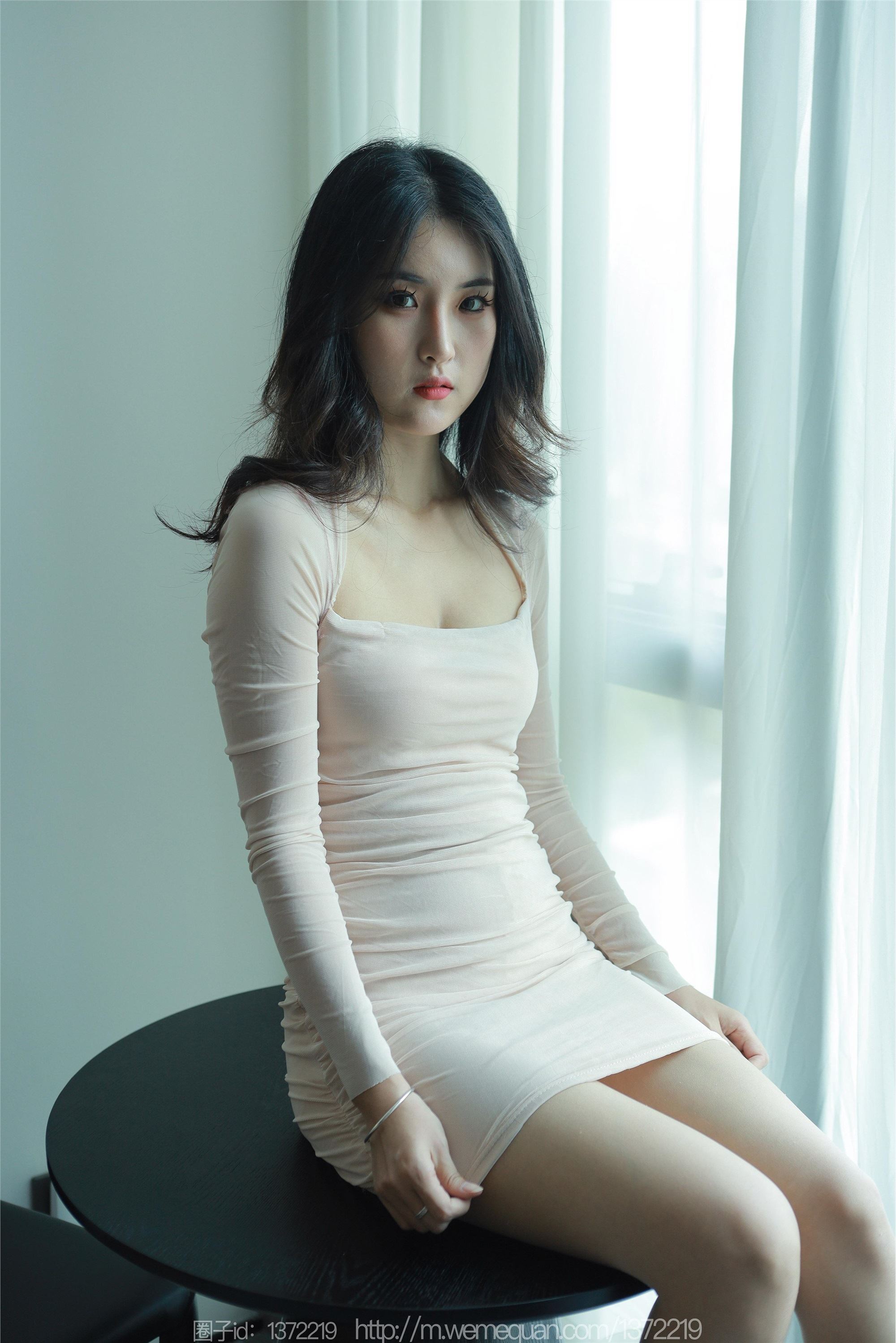 IESS异思趣向  2023.05.14 丝享家 1451 小宝《浅色包臀裙》